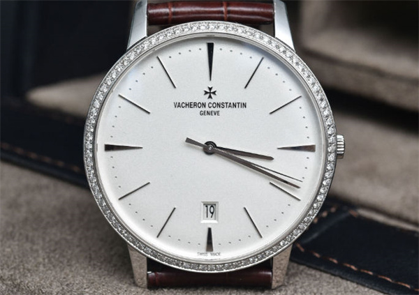 江诗丹顿机械表机芯生锈怎么处理（图）