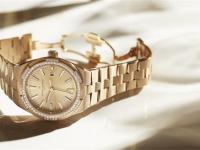 表带褪色毁颜值？教你低成本拯救江诗丹顿